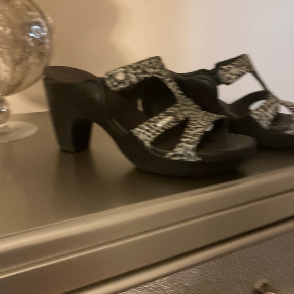 CROCS animal print sandals. Barely worn. - Picture 7 of 7